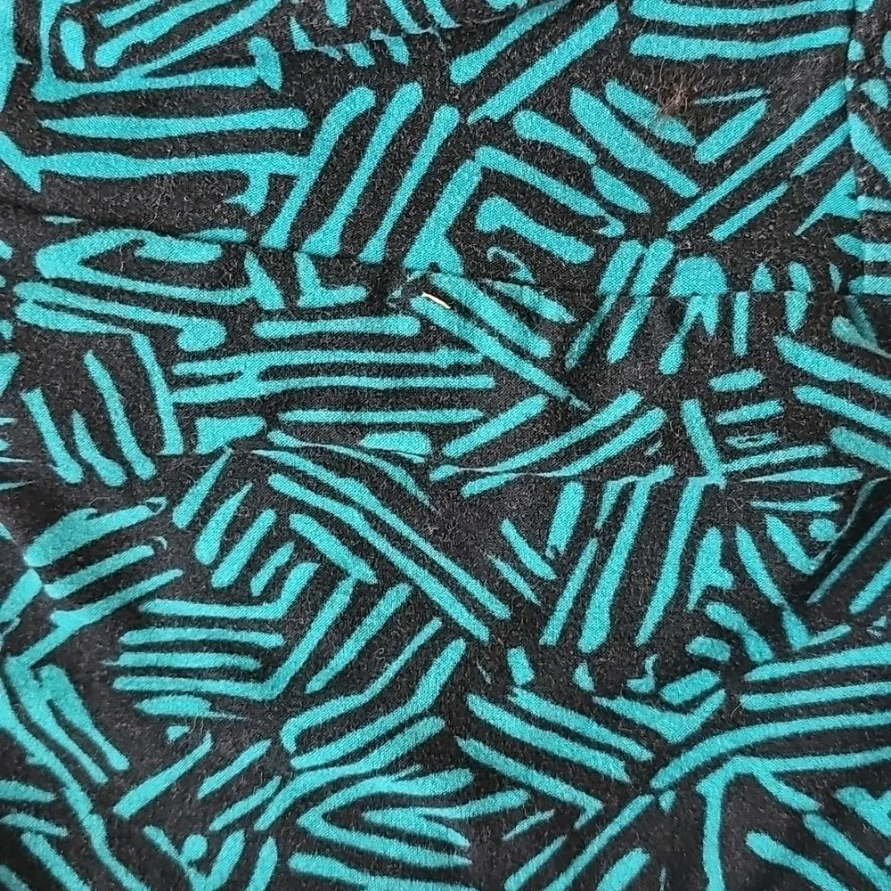 BUNDLE OF LU LA ROE LEGGINGS - Picture 2 of 9